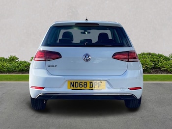 Used Volkswagen Golf 2018 for sale - 78195012: Photo