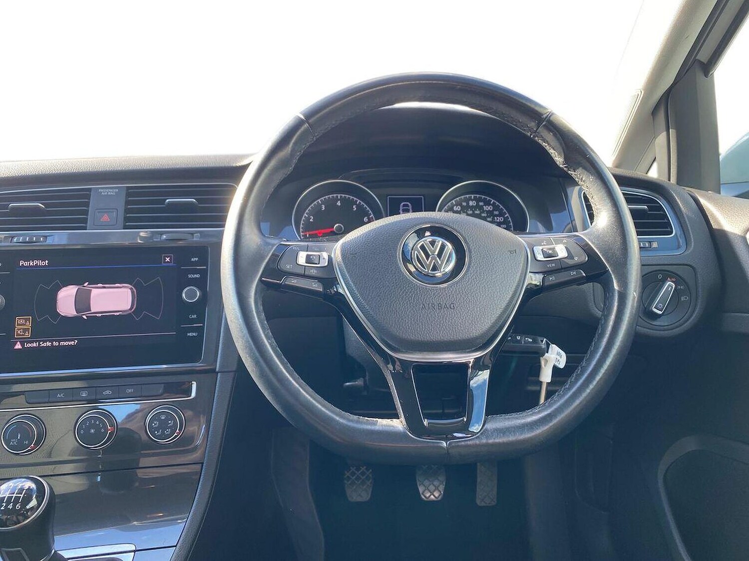 Used Volkswagen Golf 2018 for sale - 78195012: Photo 9