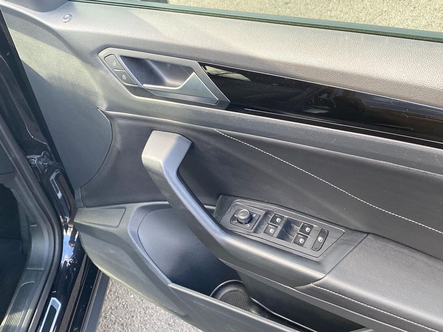 Used Volkswagen T-Roc 2022 for sale - 78168971: Photo 21