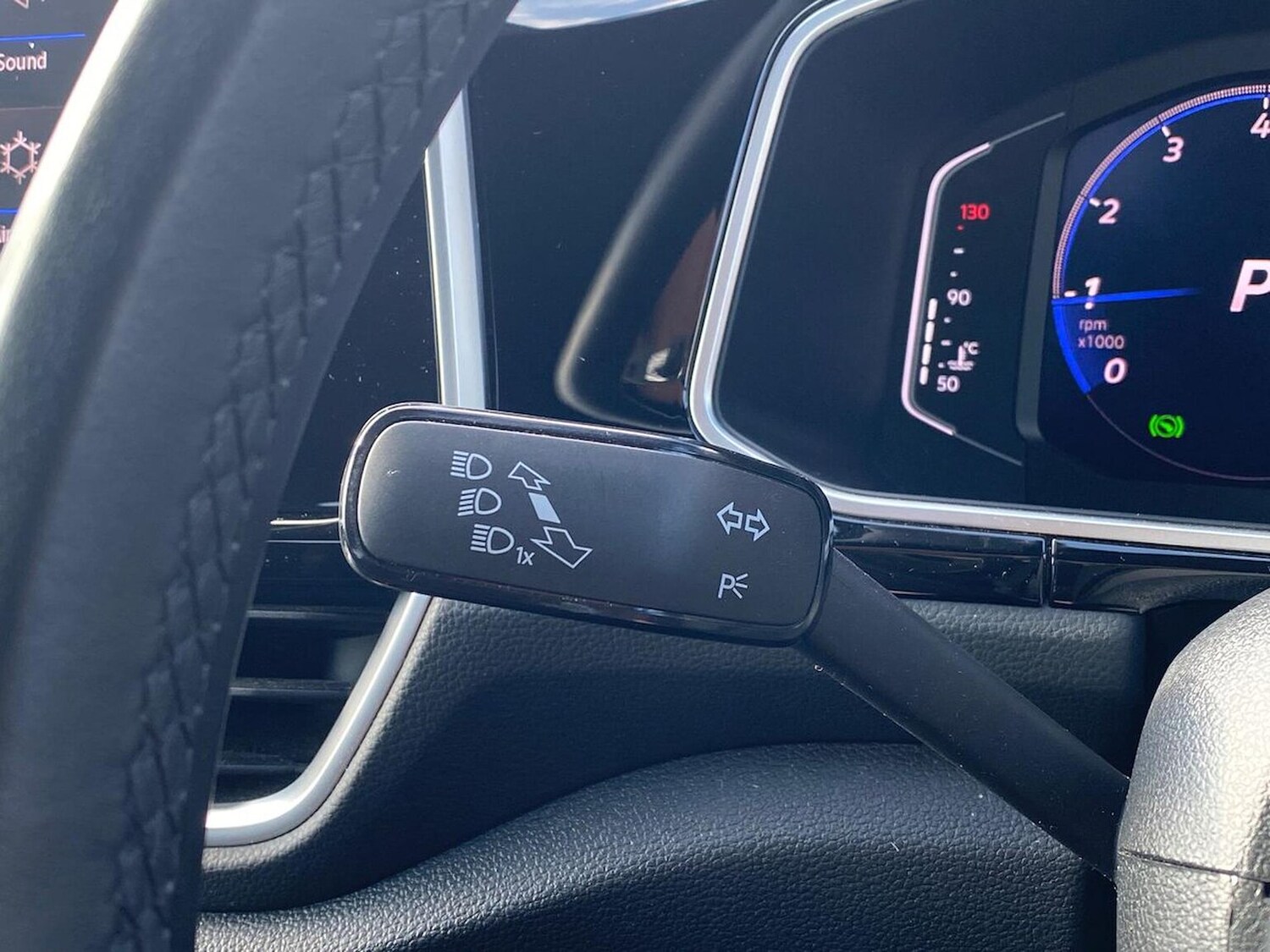 Used Volkswagen T-Roc 2022 for sale - 78168971: Photo 28