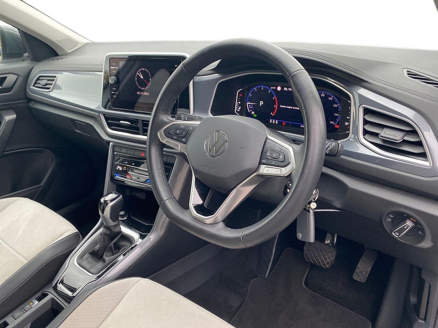 Used Volkswagen T-Roc 2023 for sale - 76437283: Photo 15