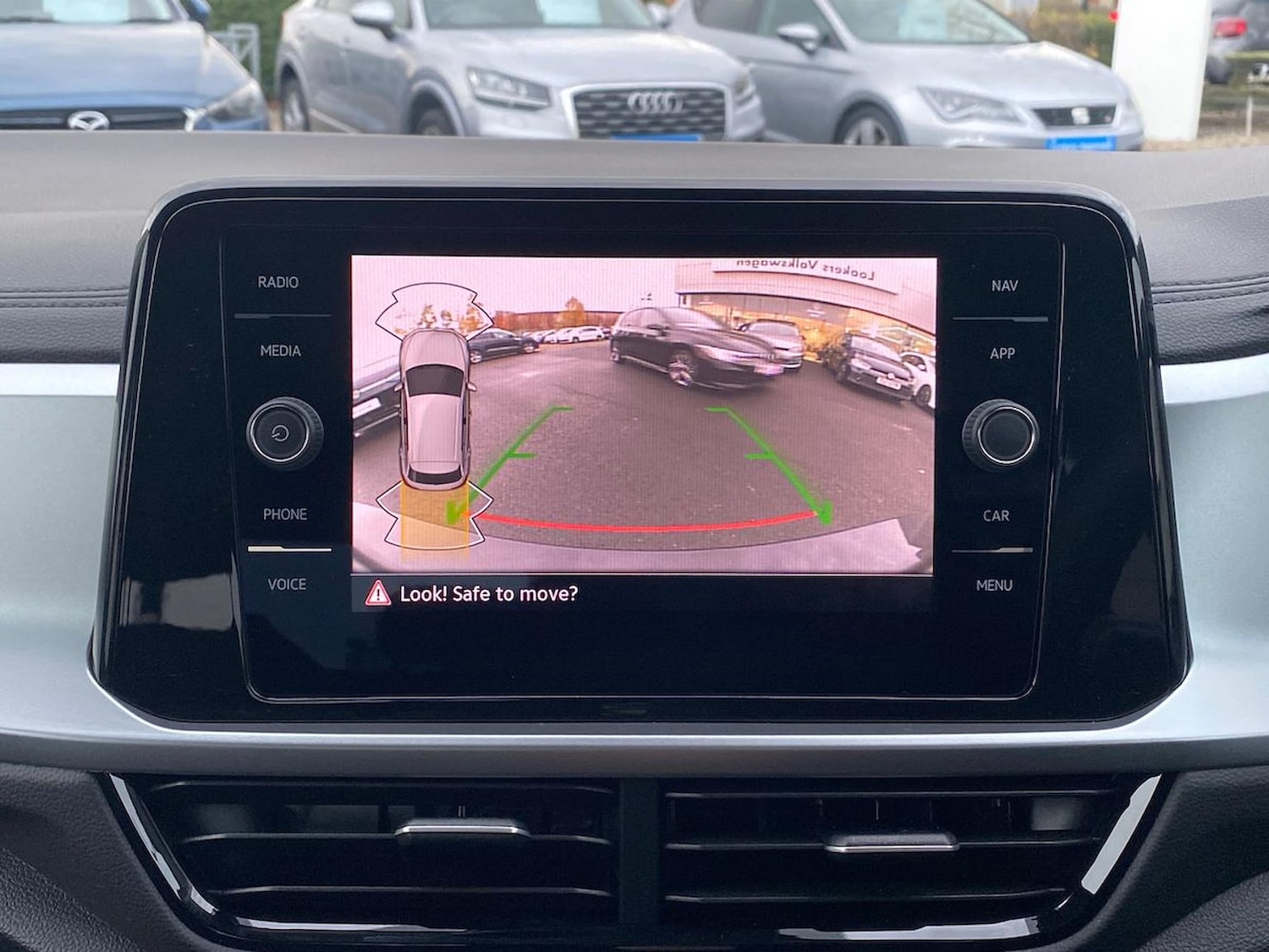 Used Volkswagen T-Roc 2025 for sale - 76492364: Photo 23