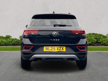 Used Volkswagen T-Roc 2025 for sale - 76492364: Photo