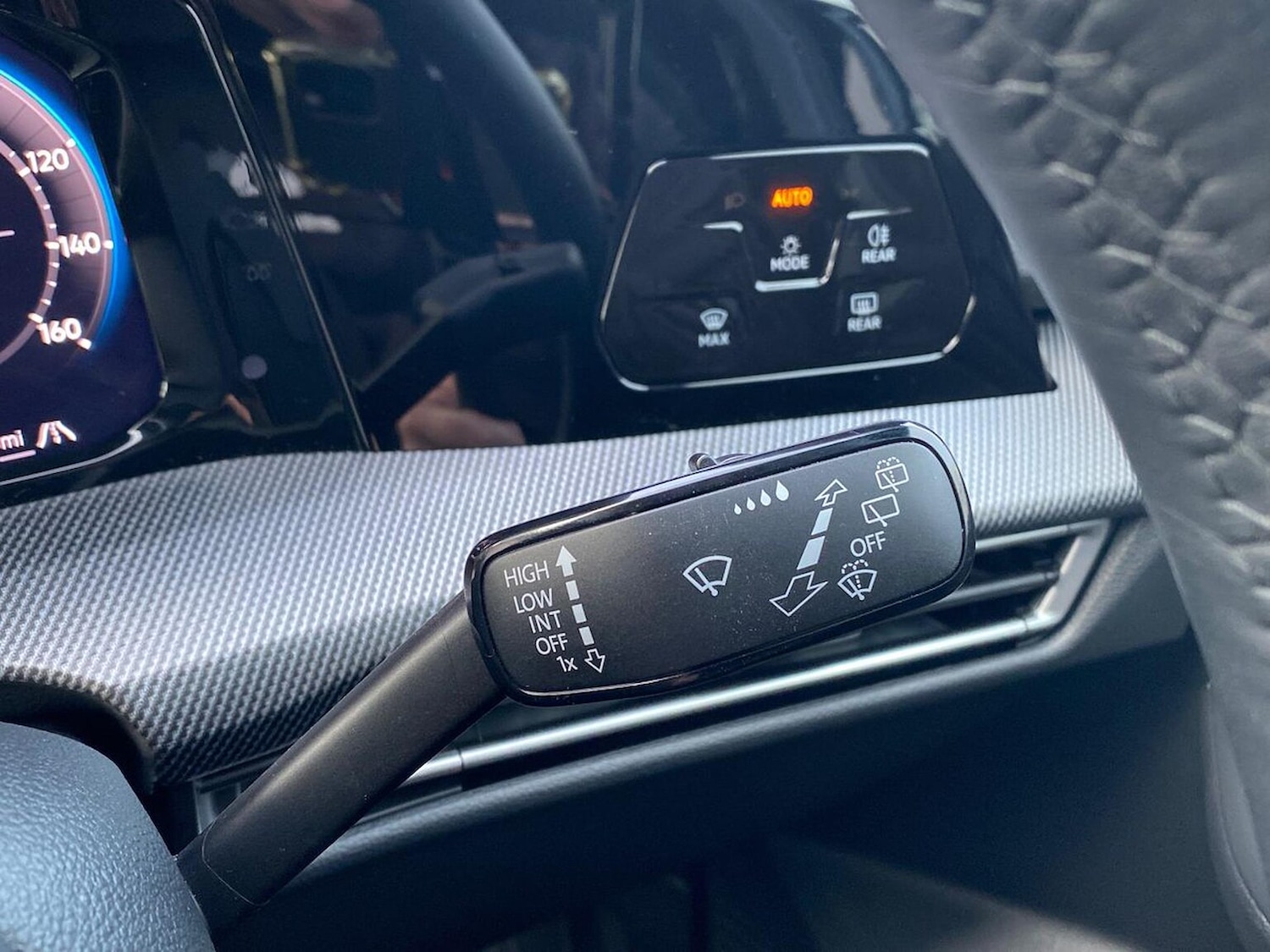 Used Volkswagen Golf 2025 for sale - 77701362: Photo 27