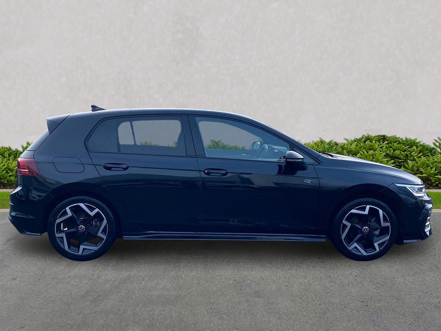 Used Volkswagen Golf 2025 for sale - 77701362: Photo 3