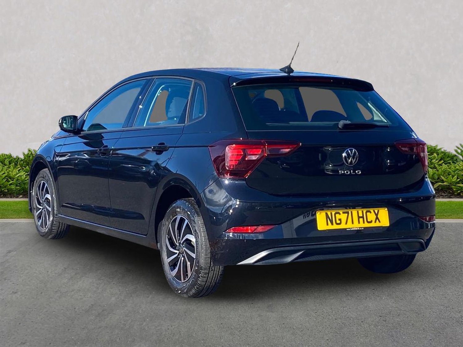 Used Volkswagen Polo 2021 for sale - 76357973: Photo 2
