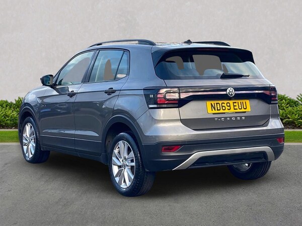 Used Volkswagen T-Cross 2019 for sale - 76219216: Photo 2