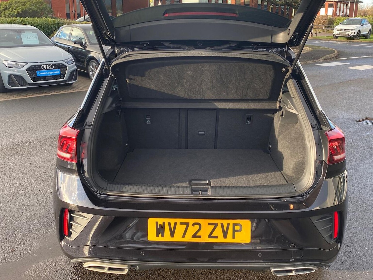 Used Volkswagen T-Roc 2022 for sale - 76986991: Photo 17