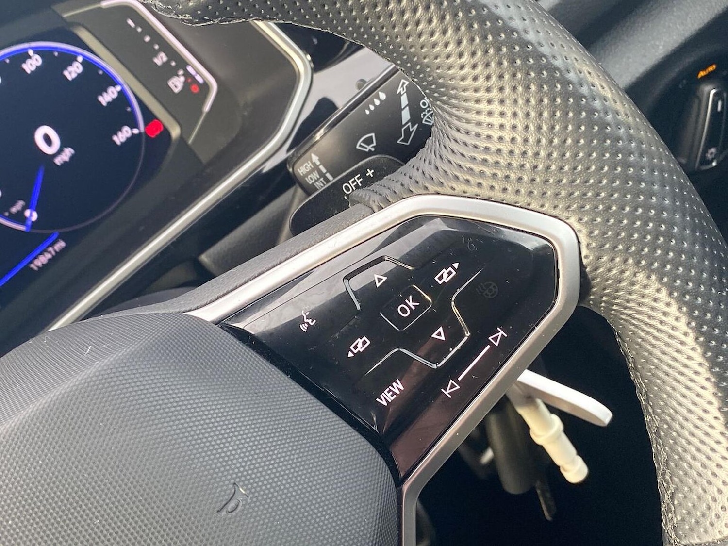 Used Volkswagen T-Roc 2022 for sale - 76986991: Photo 25