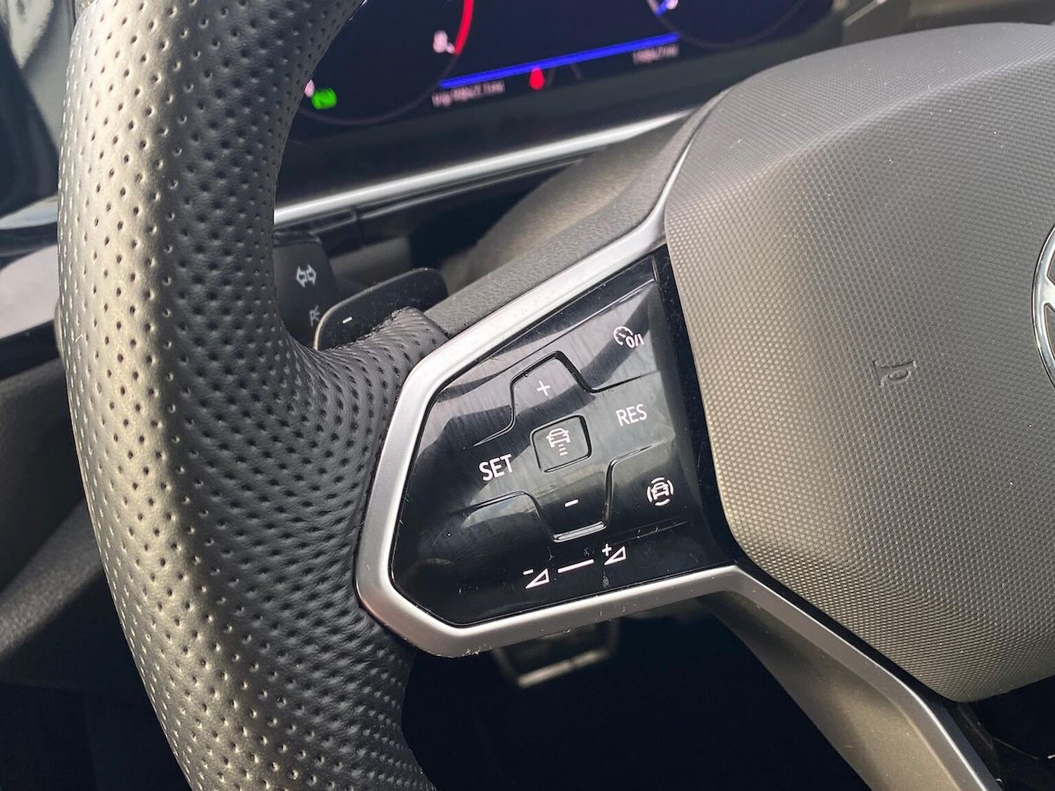 Used Volkswagen T-Roc 2022 for sale - 76986991: Photo 26