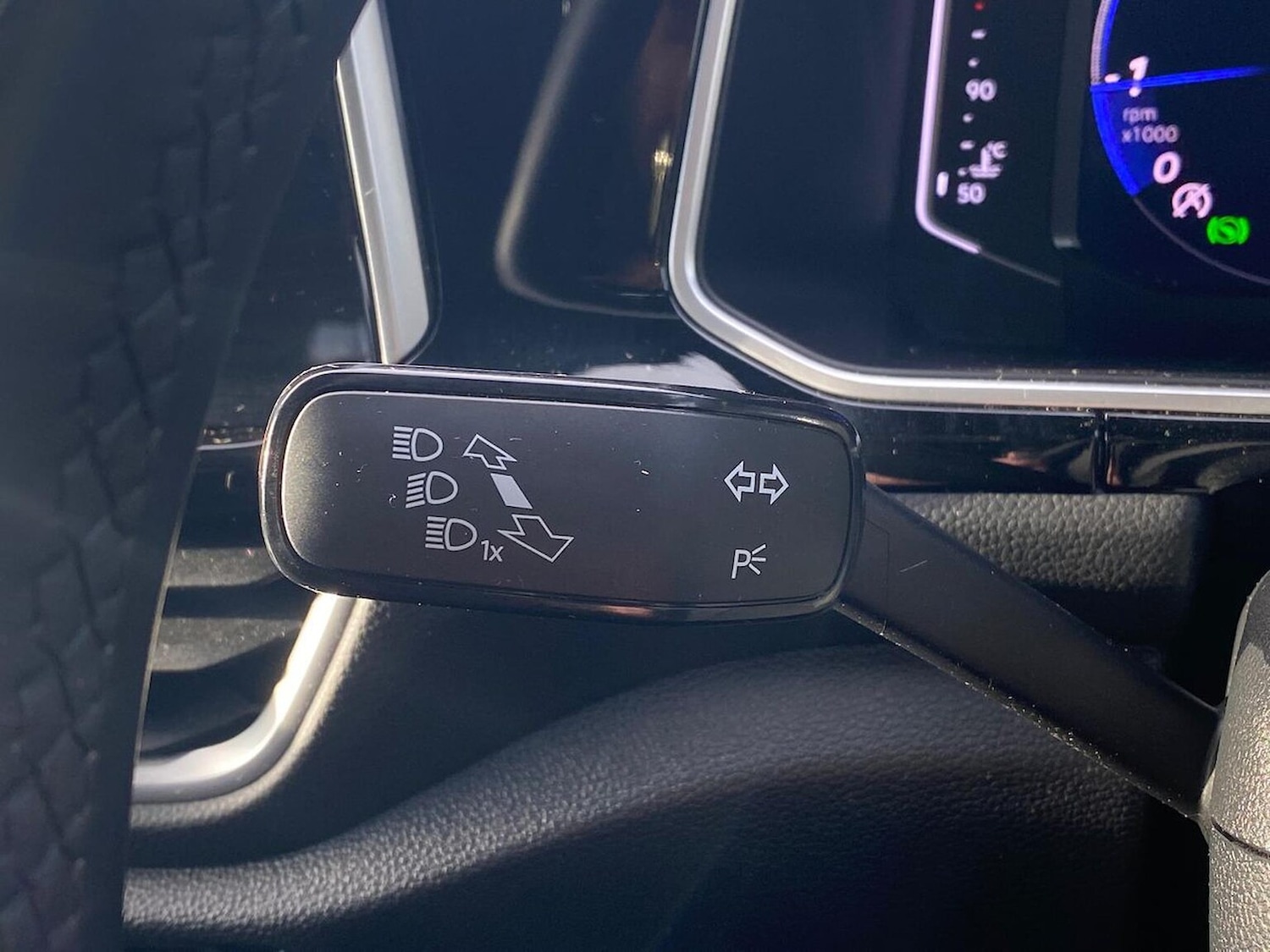 Used Volkswagen T-Roc 2022 for sale - 76986991: Photo 28