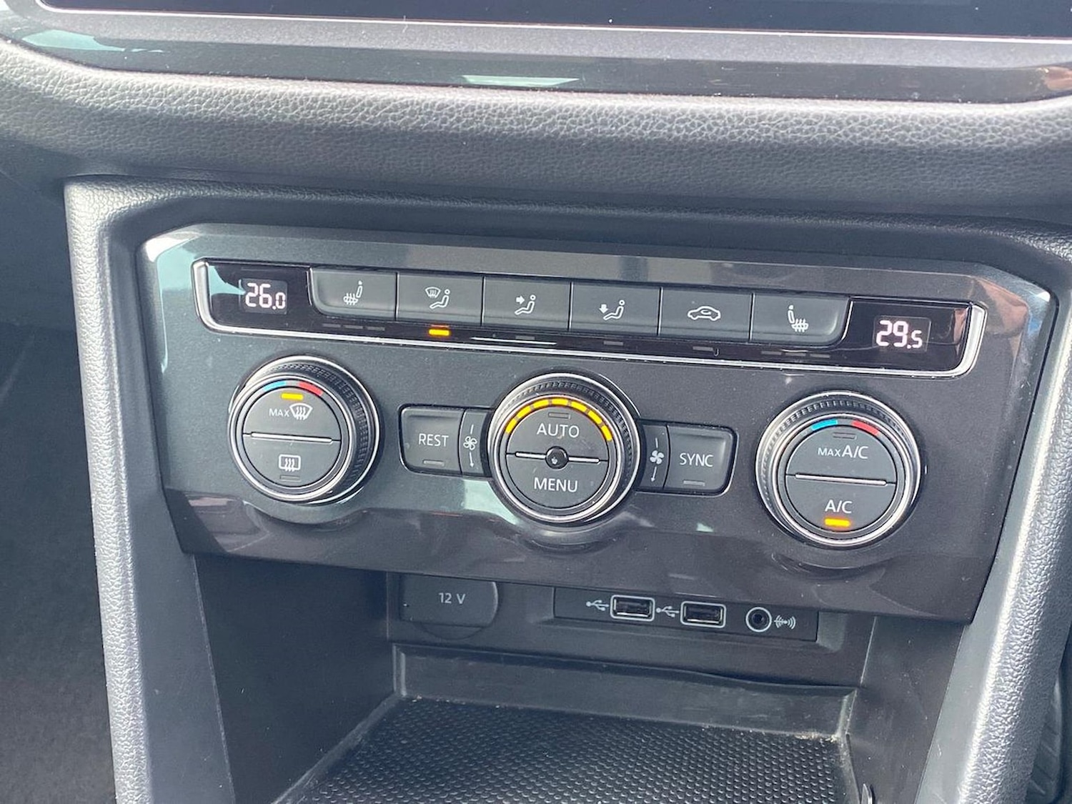 Used Volkswagen Tiguan 2018 for sale - 76357980: Photo 12
