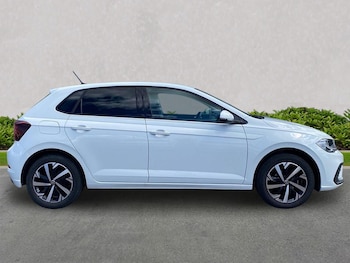 Used Volkswagen Polo 2024 for sale - 79314966: Photo