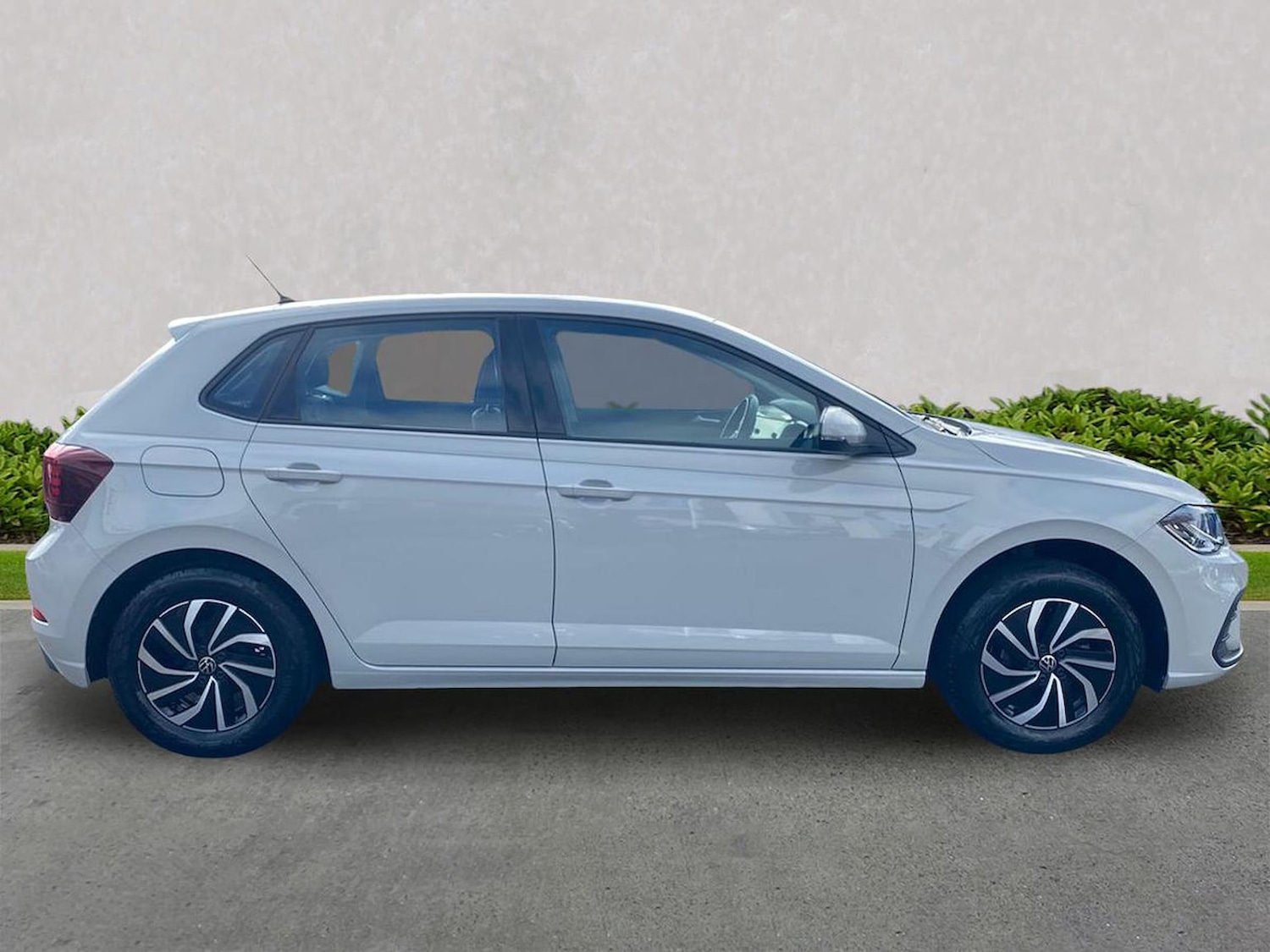 Used Volkswagen Polo 2023 for sale - 76450575: Photo 3