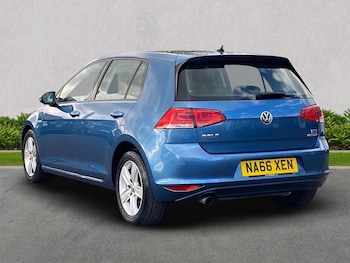 Used Volkswagen Golf 2016 for sale - 75773110: Photo
