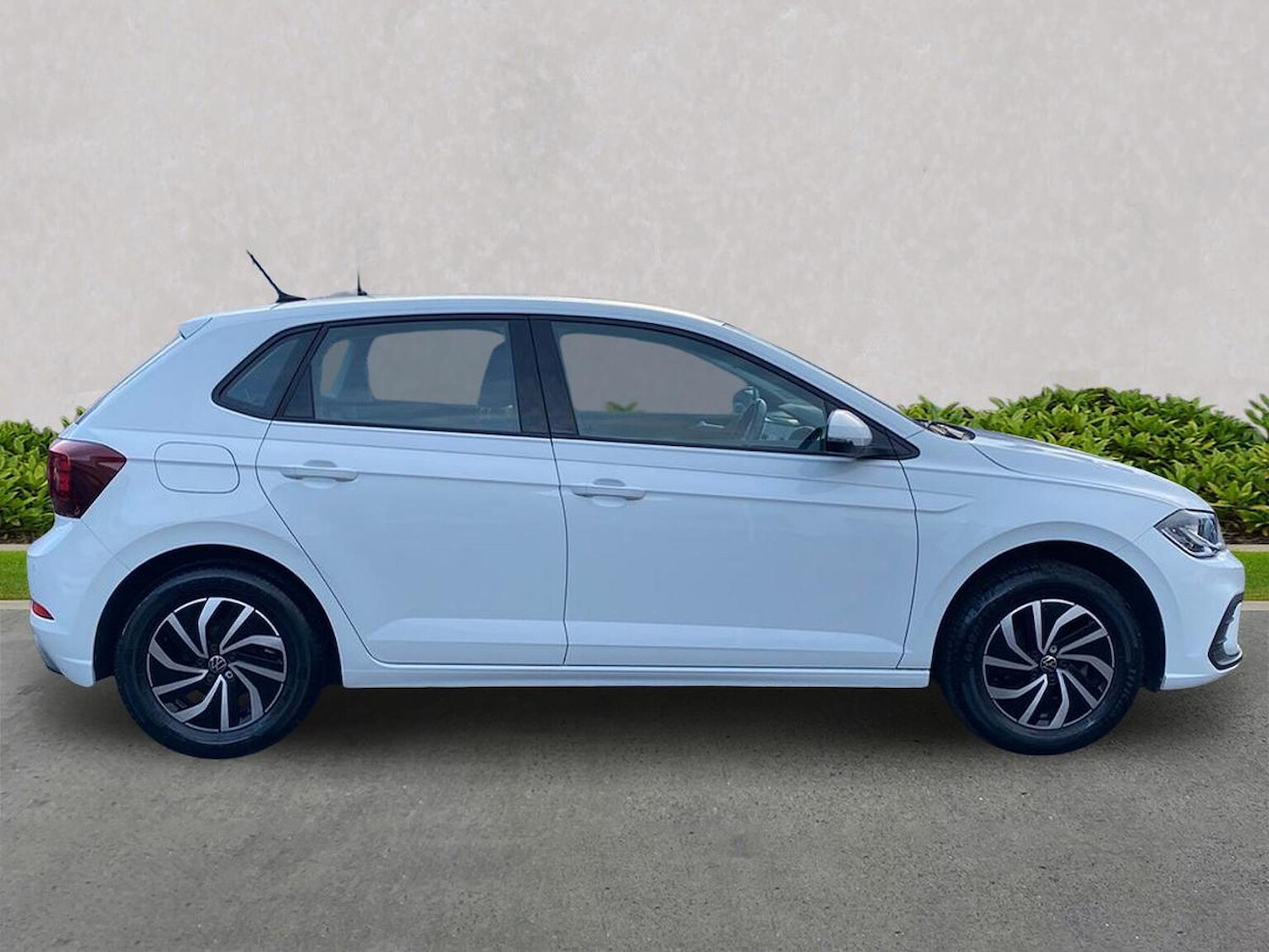 Used Volkswagen Polo 2024 for sale - 76821690: Photo 3