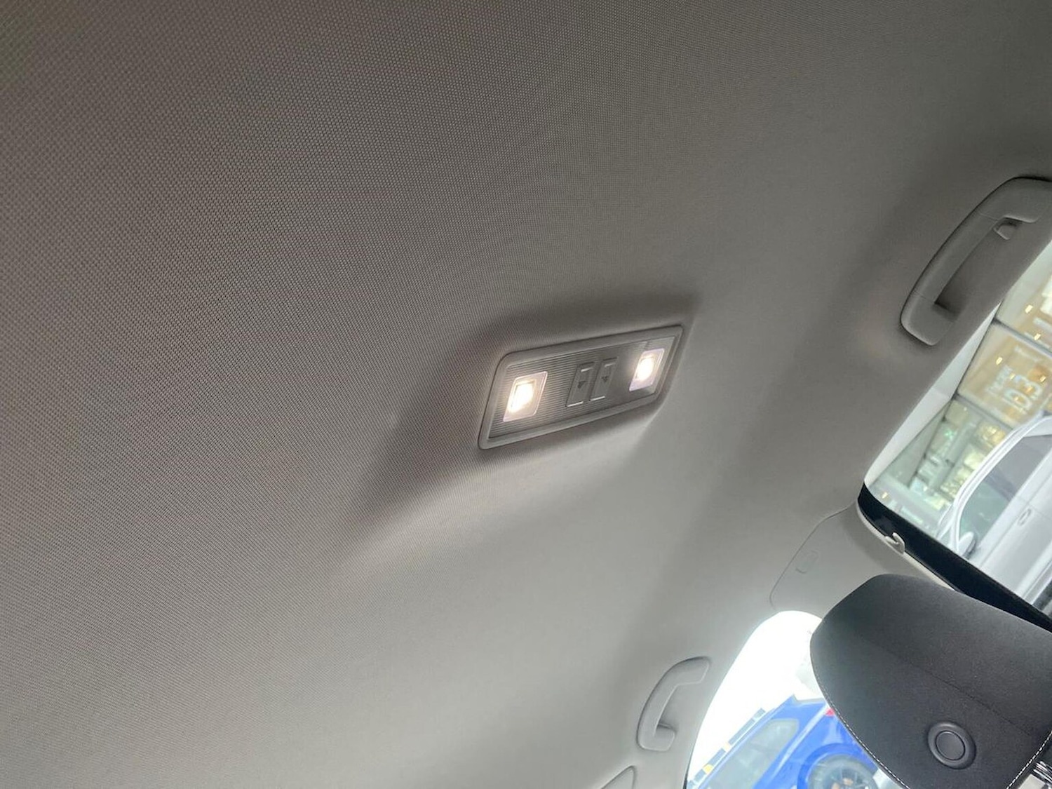 Used Volkswagen T-Roc 2019 for sale - 76736706: Photo 31