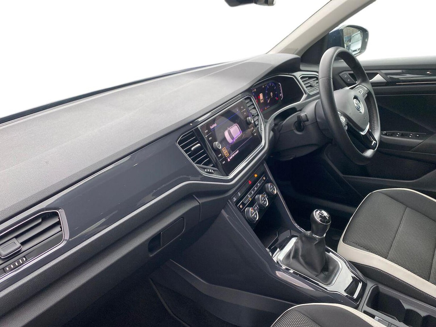 Used Volkswagen T-Roc 2019 for sale - 76736706: Photo 7