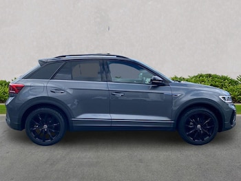 Used Volkswagen T-Roc 2023 for sale - 79024007: Photo
