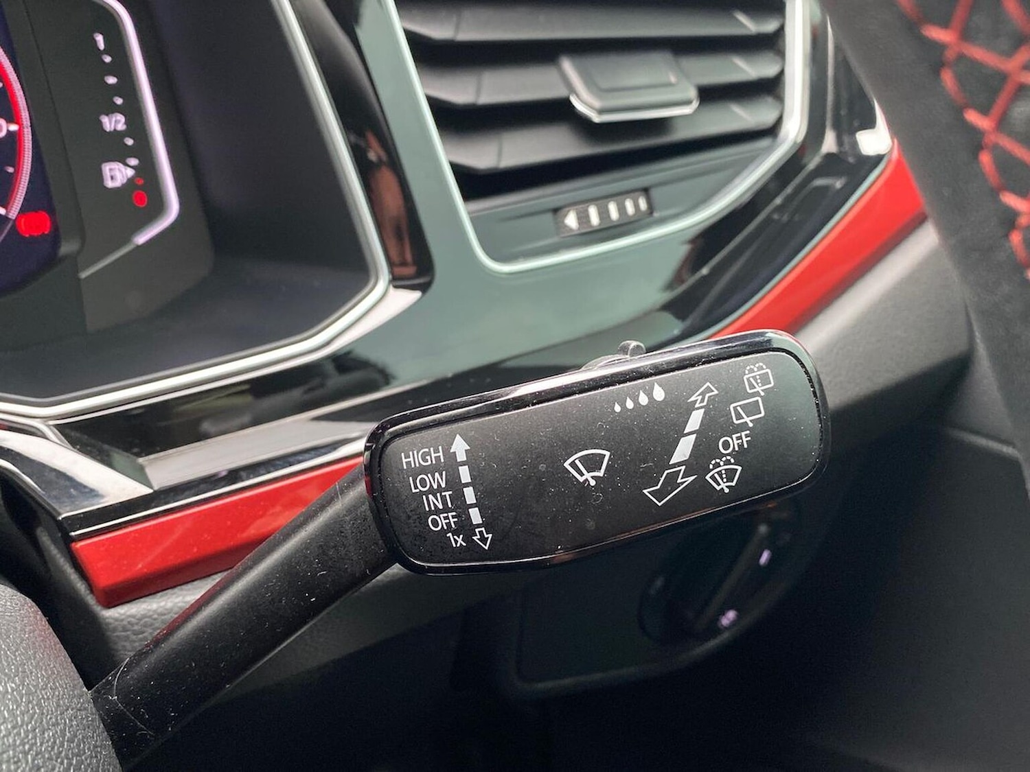 Used Volkswagen Polo 2023 for sale - 76206098: Photo 27