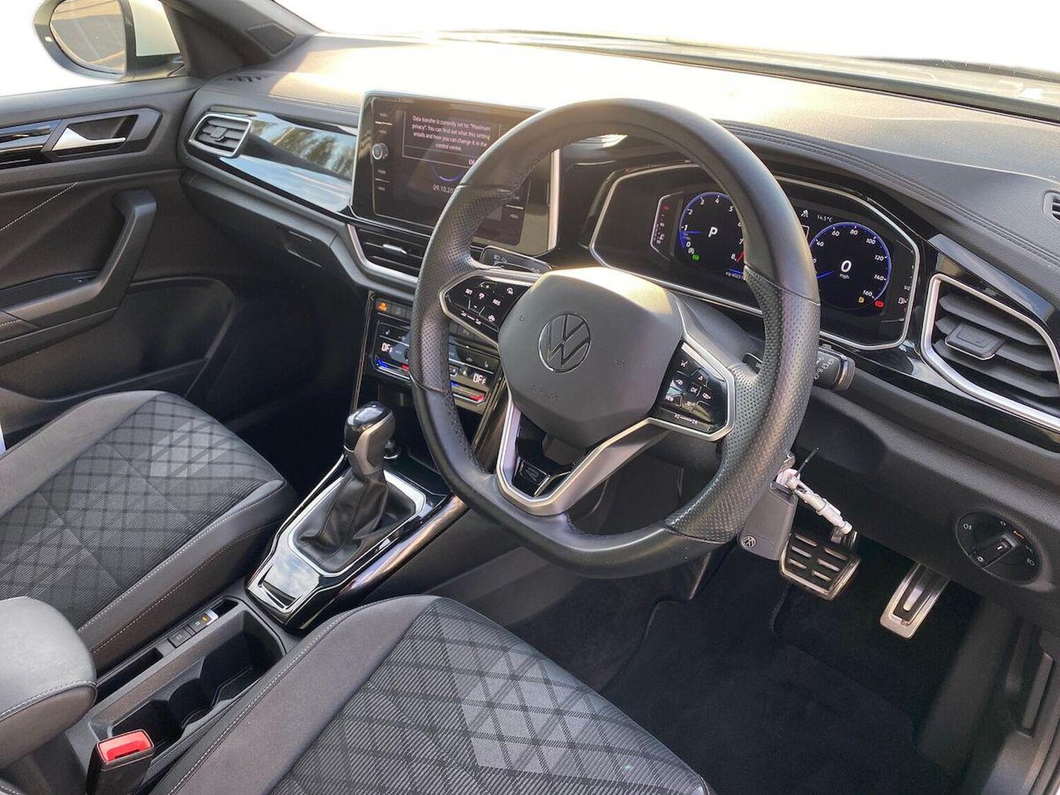 Used Volkswagen T-Roc 2022 for sale - 76225086: Photo 15
