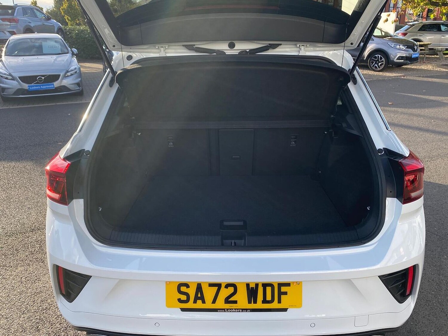 Used Volkswagen T-Roc 2022 for sale - 76225086: Photo 17
