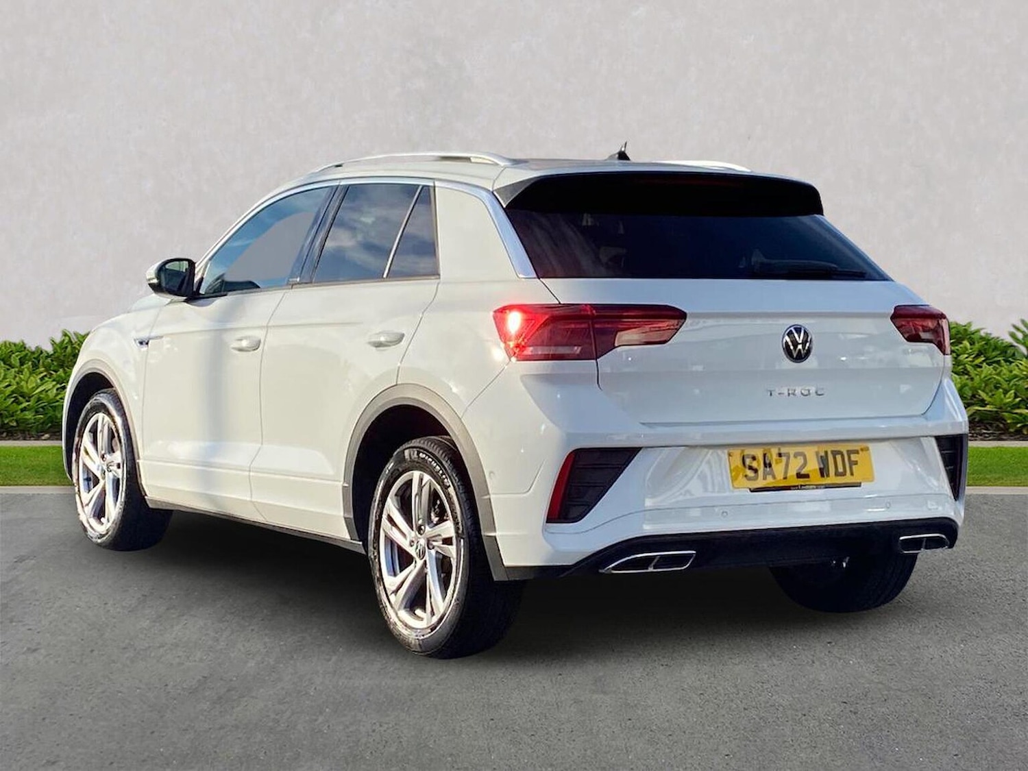 Used Volkswagen T-Roc 2022 for sale - 76225086: Photo 2