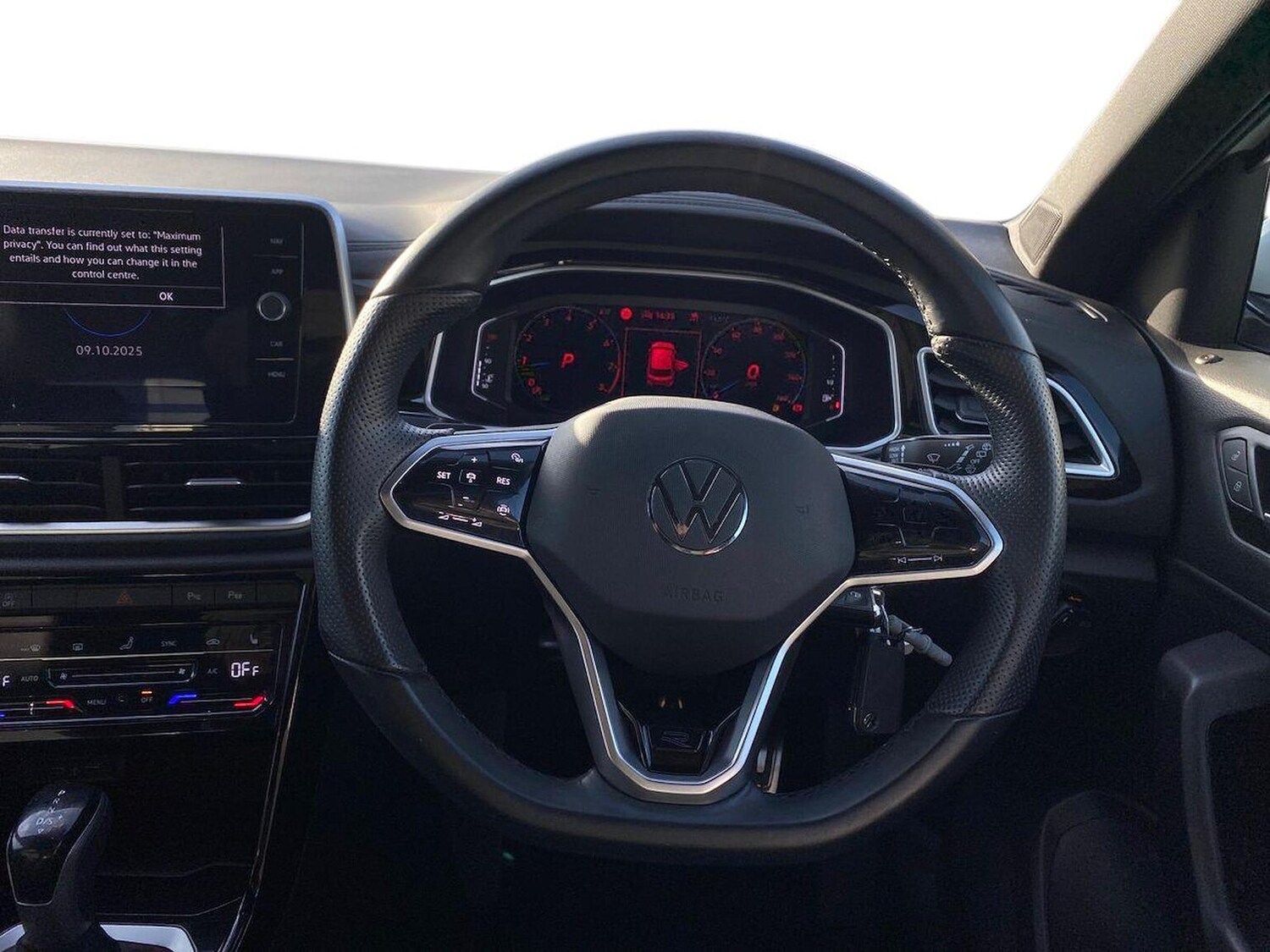 Used Volkswagen T-Roc 2022 for sale - 76225086: Photo 9