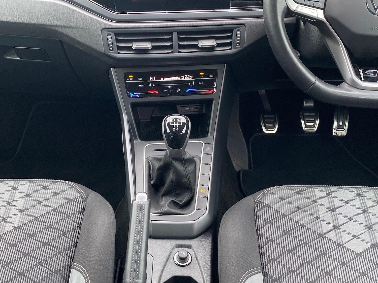 Used Volkswagen Polo 2023 for sale - 76497304: Photo 13