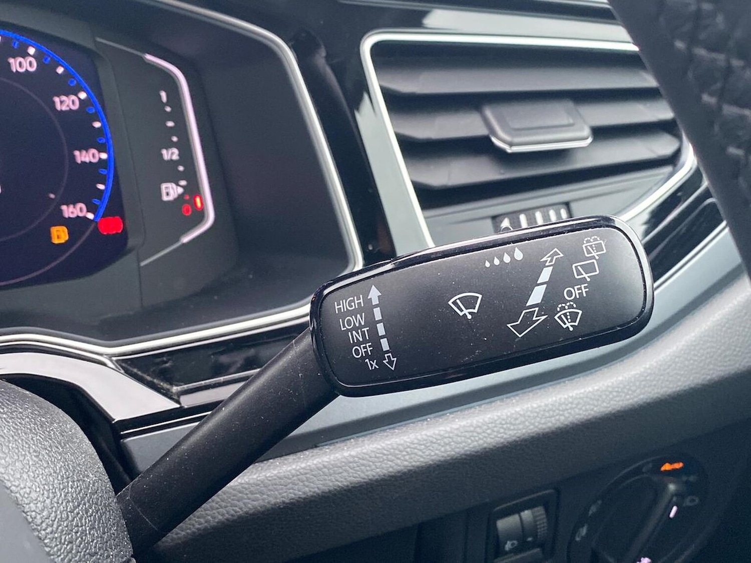 Used Volkswagen Polo 2023 for sale - 76497304: Photo 27