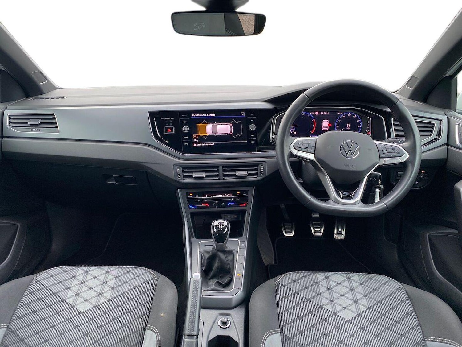 Used Volkswagen Polo 2023 for sale - 76497304: Photo 8