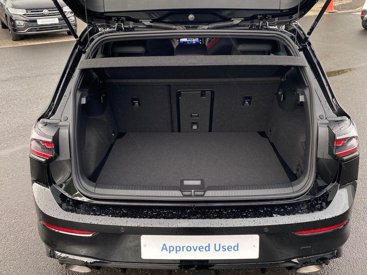 Used Volkswagen Golf 2025 for sale - 76600108: Photo 17