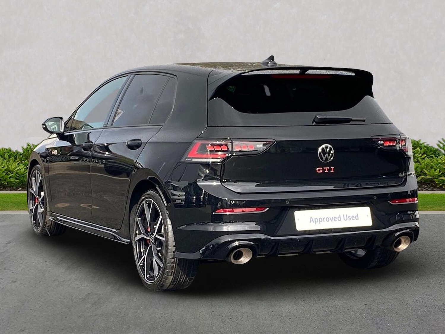 Used Volkswagen Golf 2025 for sale - 76600108: Photo 2