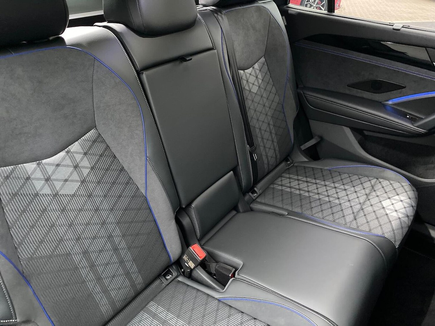 Used Volkswagen Touran 2026 for sale - 77896277: Photo 16