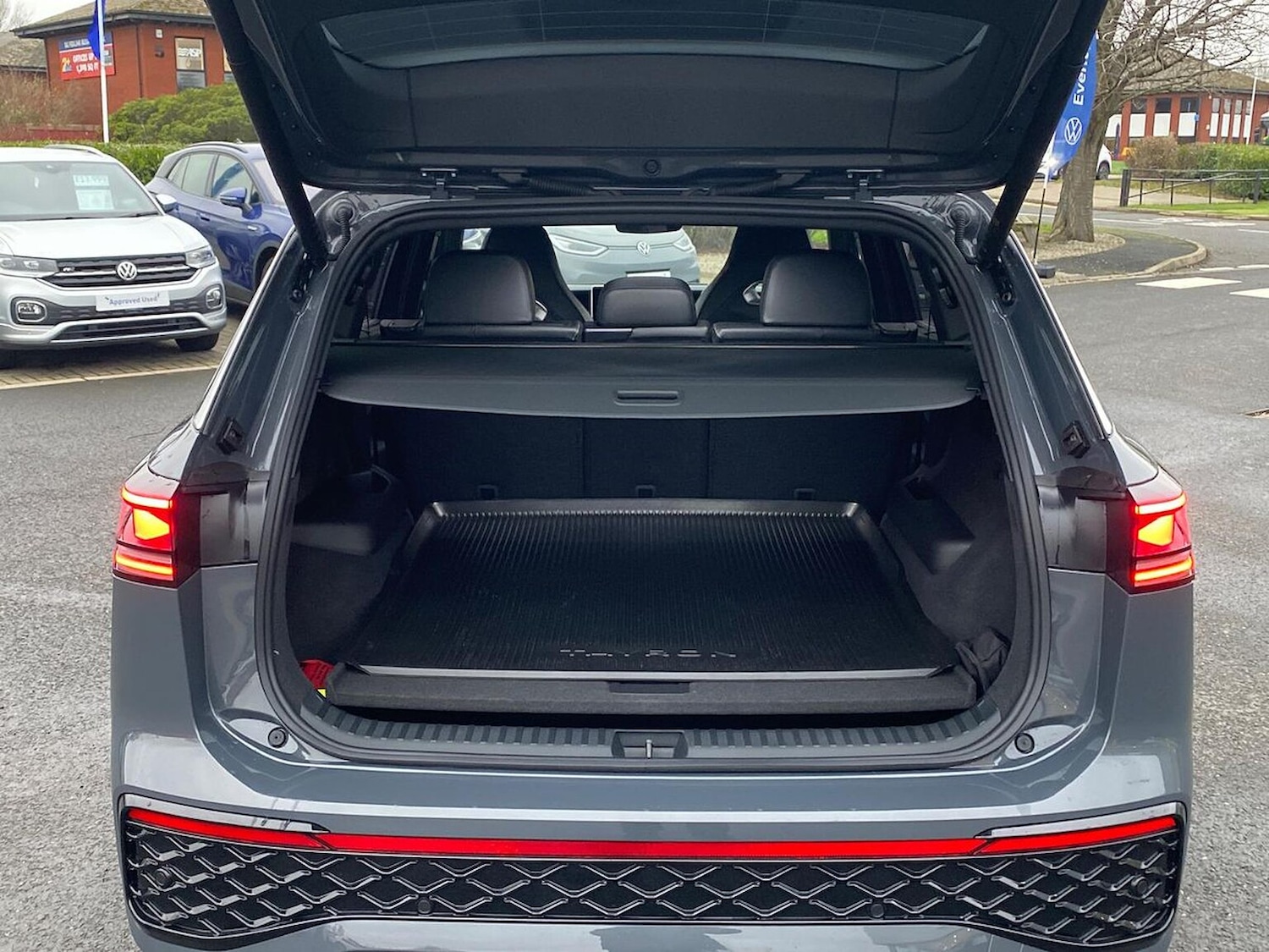 Used Volkswagen Touran 2026 for sale - 77896277: Photo 17