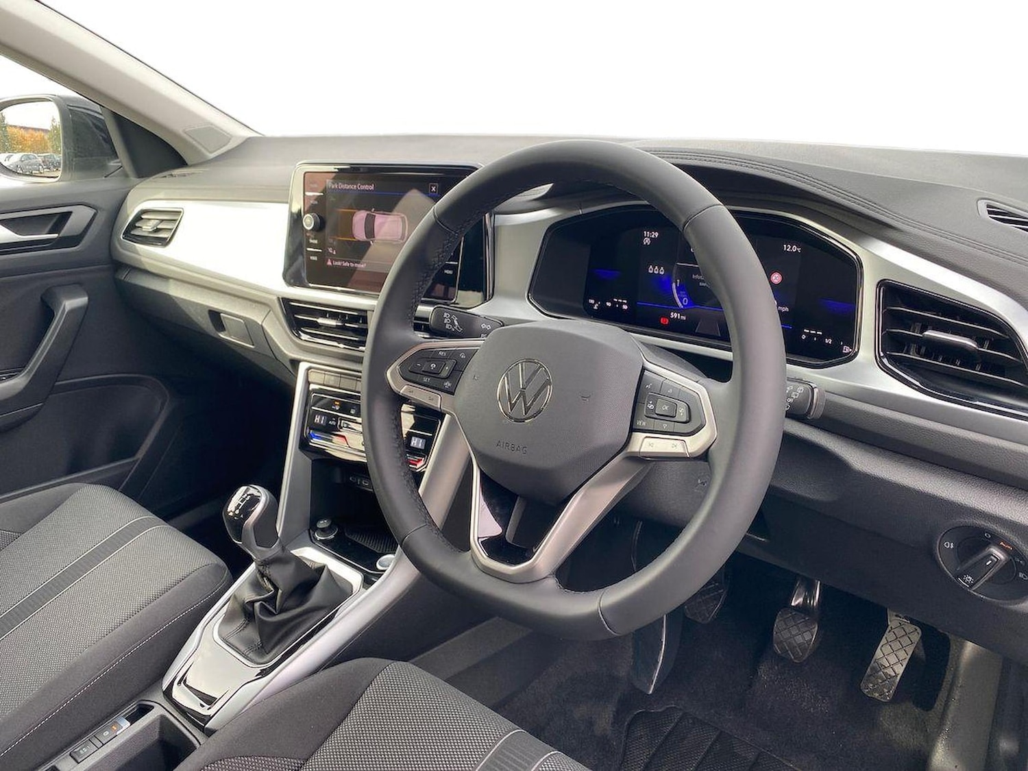 Used Volkswagen T-Roc 2025 for sale - 76358004: Photo 15