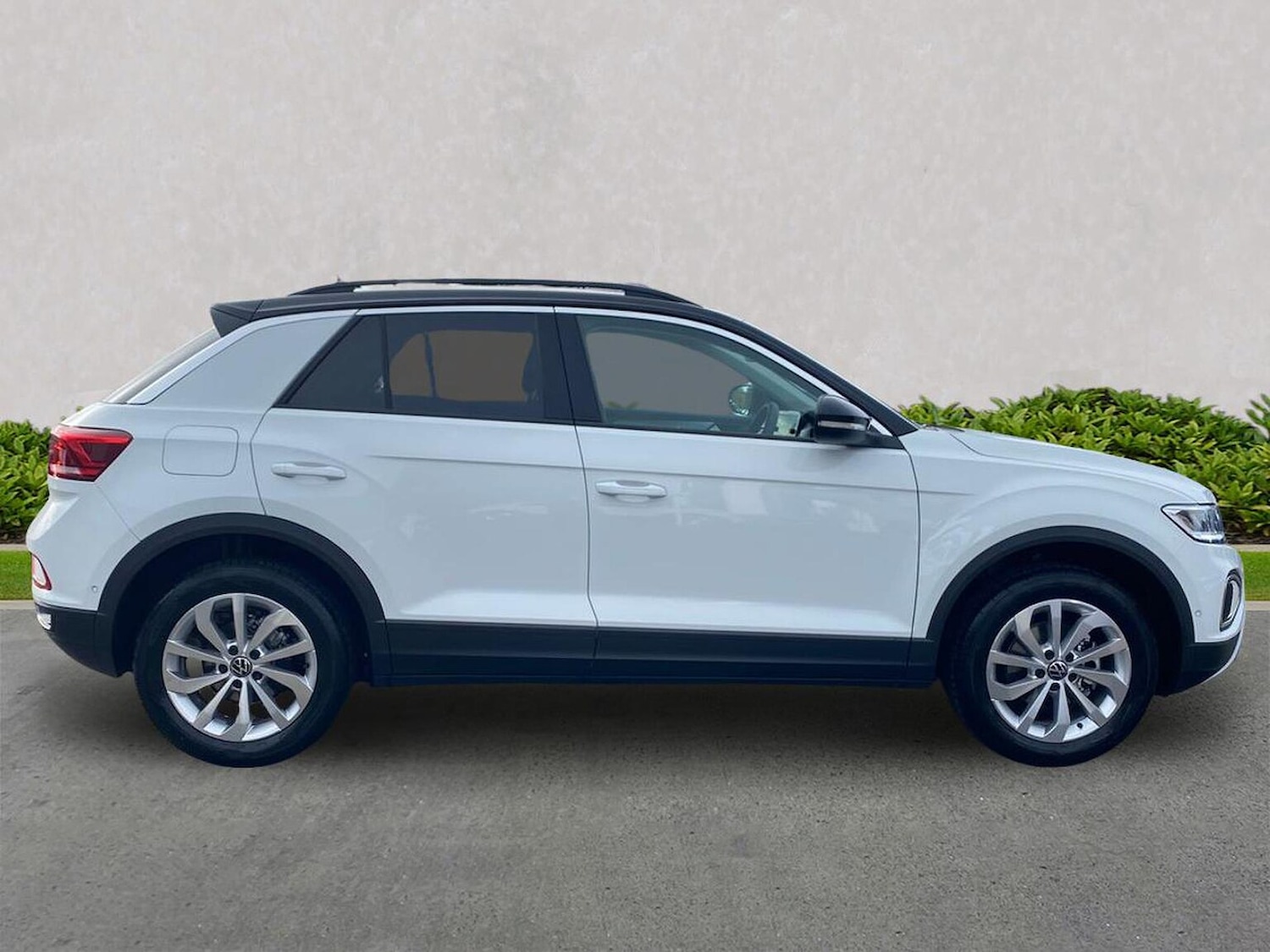 Used Volkswagen T-Roc 2025 for sale - 76358004: Photo 3