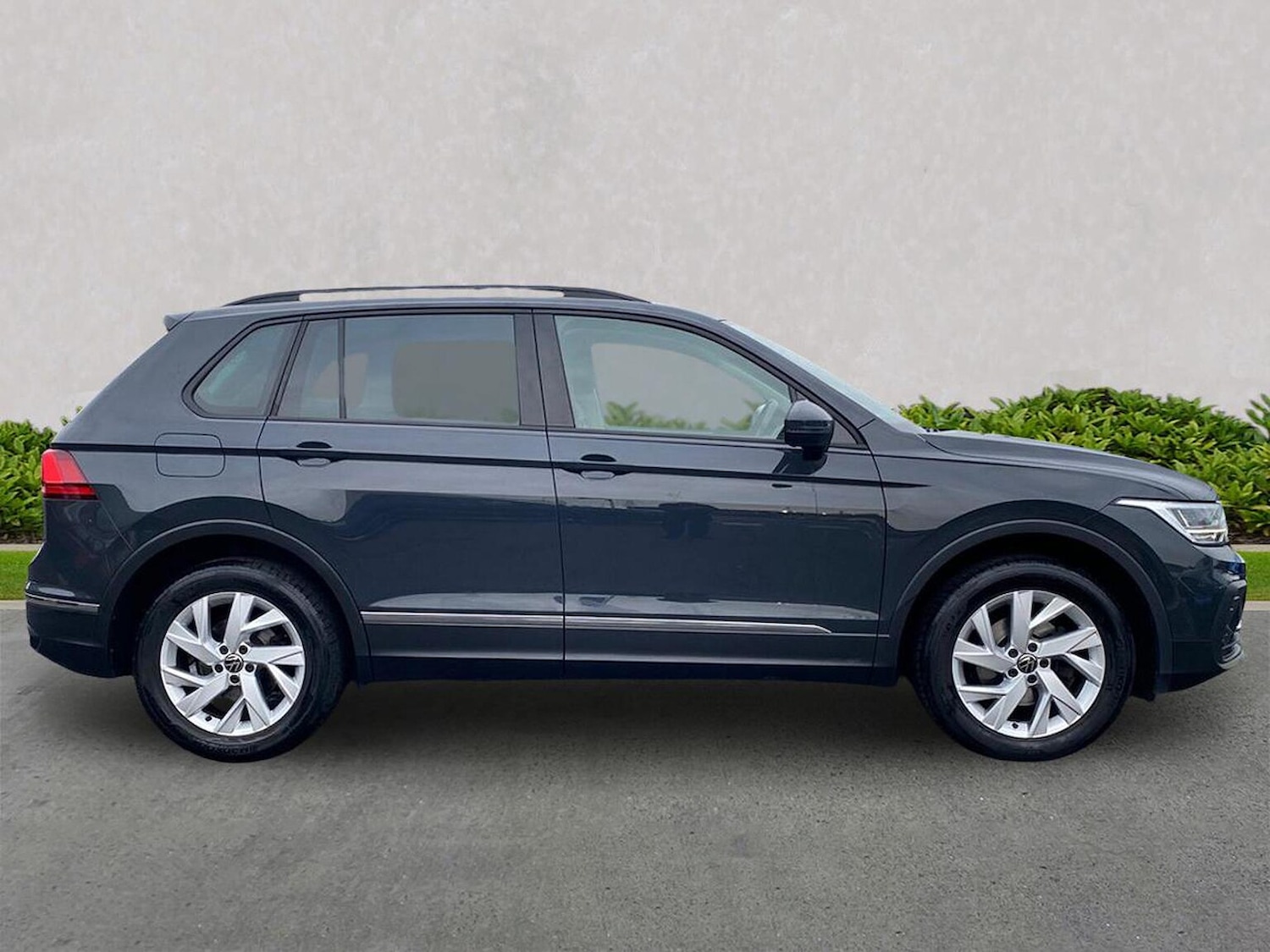 Used Volkswagen Tiguan 2022 for sale - 76571028: Photo 3