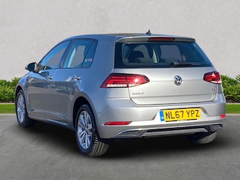 Used Volkswagen Golf 2017 for sale - 75957099: Photo