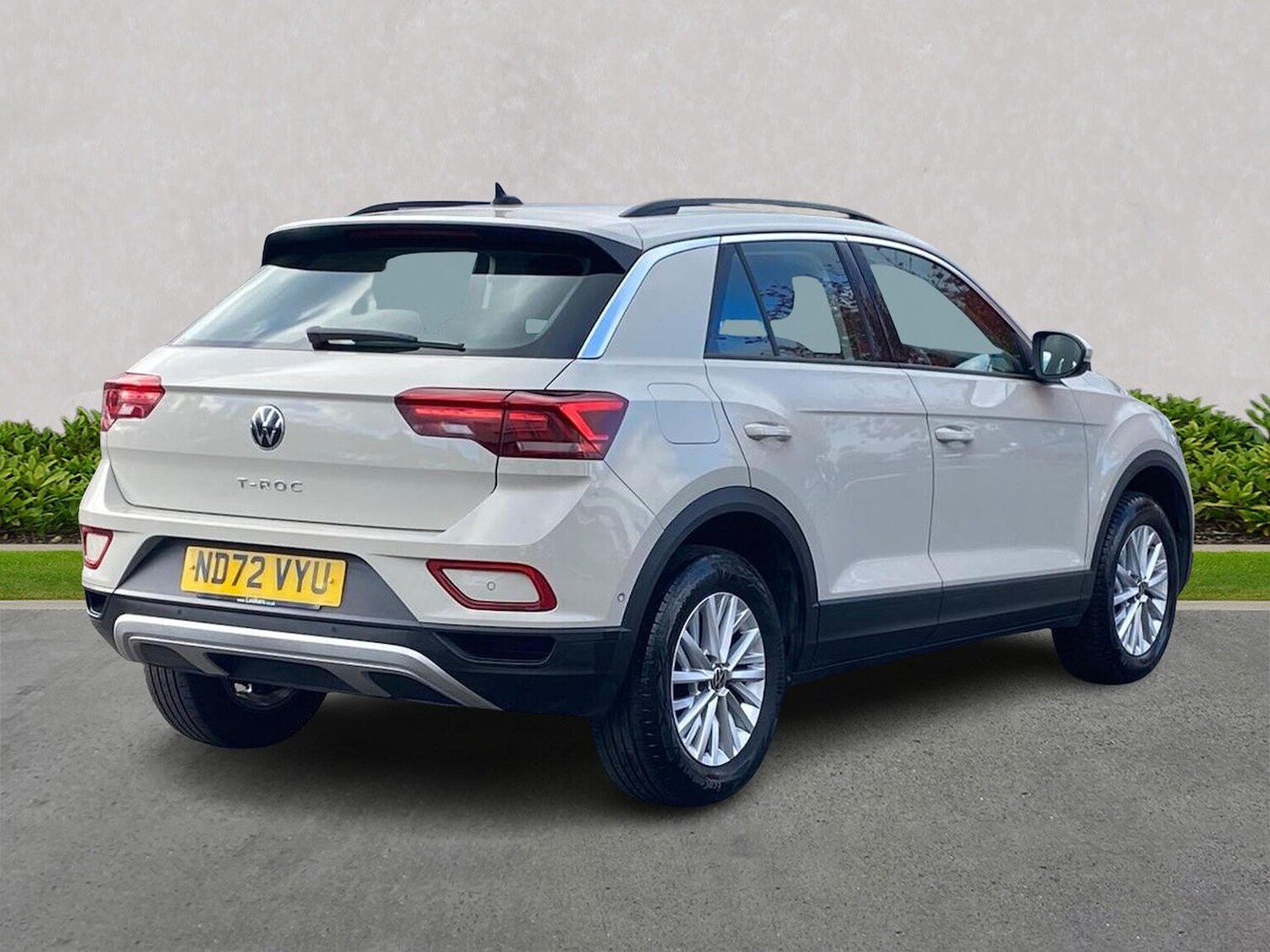 Used Volkswagen T-Roc 2023 for sale - 76281209: Photo 18