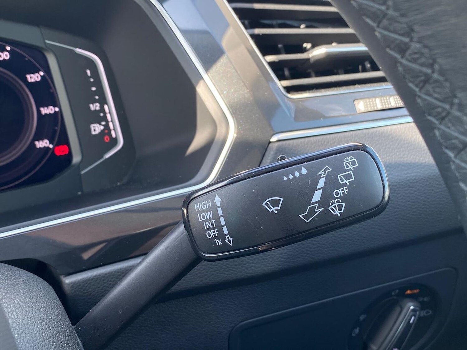 Used Volkswagen Tiguan 2023 for sale - 78194930: Photo 27