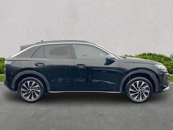 Used Volkswagen T-Roc 2026 for sale - 78195124: Photo