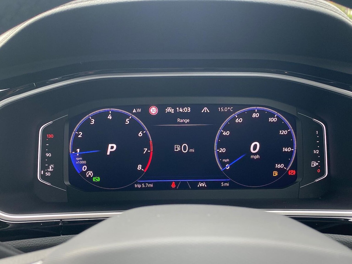 Used Volkswagen T-Roc 2025 for sale - 76492366: Photo 10