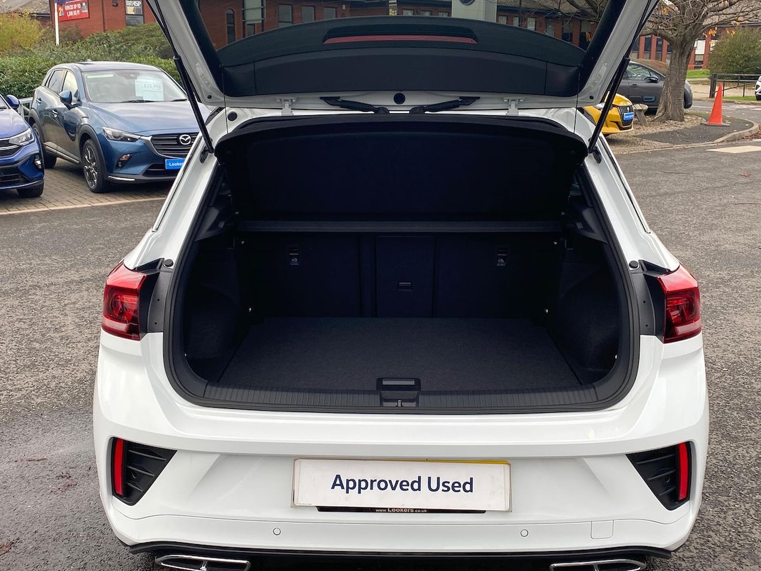 Used Volkswagen T-Roc 2025 for sale - 76492366: Photo 17