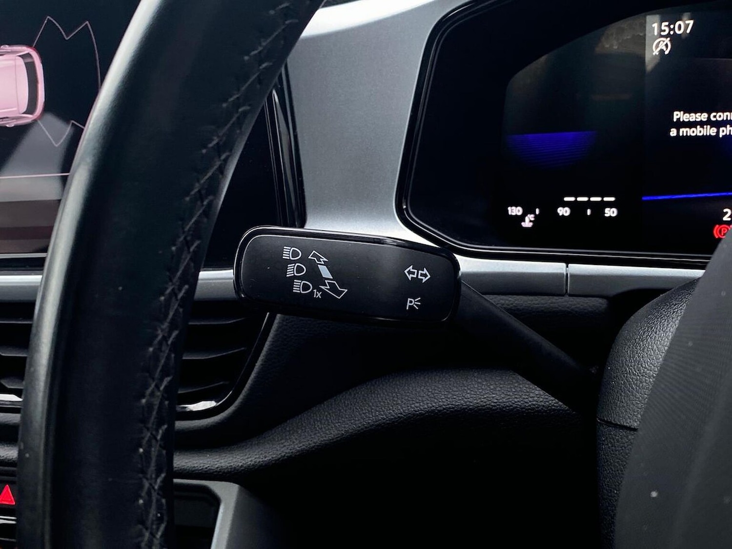 Used Volkswagen T-Roc 2023 for sale - 76492359: Photo 27