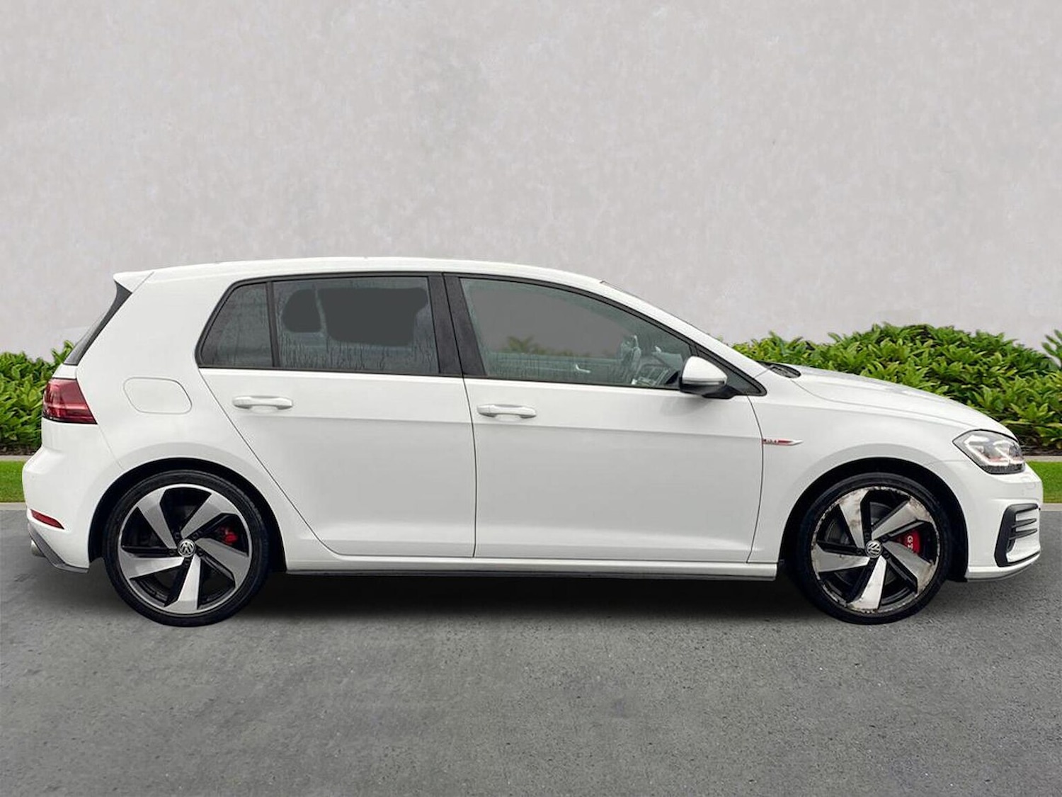 Used Volkswagen Golf 2019 for sale - 76165015: Photo 3