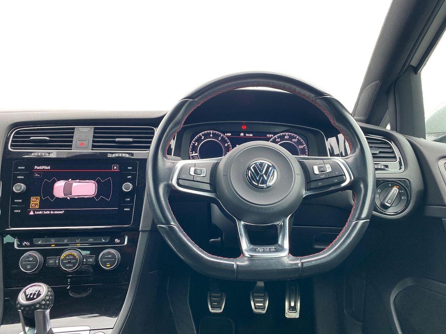 Used Volkswagen Golf 2019 for sale - 76165015: Photo 9