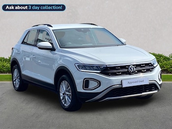 Used Volkswagen T-Roc 2023 for sale - 78670702: Photo