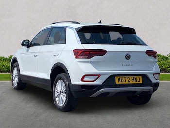 Used Volkswagen T-Roc 2023 for sale - 78670702: Photo