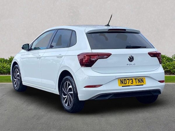 Used Volkswagen Polo 2023 for sale - 76219215: Photo 2